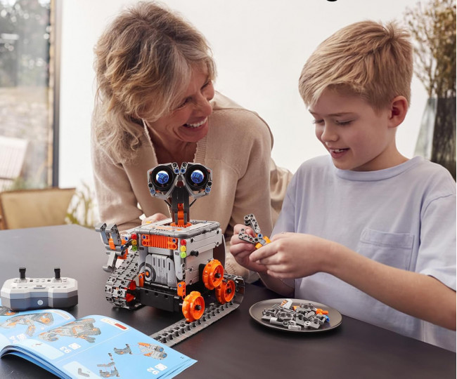 Sillbird Technik Robot 5-в-1 з робототехнічним набором та пультом дистанційного керування